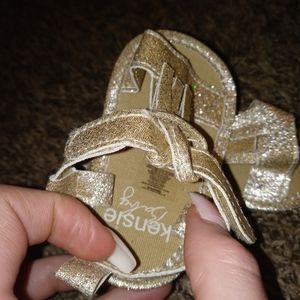 Gold shimmer baby girl/toddler sandles.